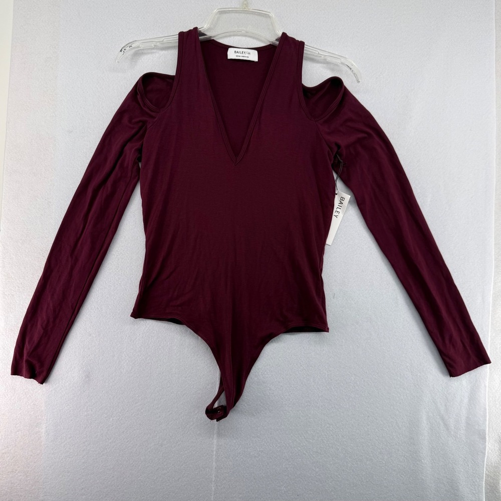 Bailey 44 Patricia Cold Shoulder Bodice V-Neck Berry Long Sleeve Top Medium‎ NEW